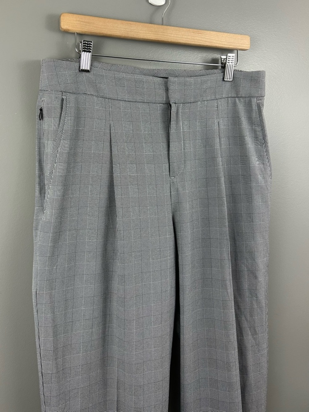 Banana Republic High Rise Tapered Performance Stretch Pants Size 10 Long - Picture 4 of 11